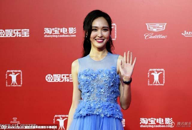 服裝公司亦向唐嫣發聲明致歉