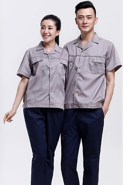 裝飾公司工作服萬能膠漬的去除 裝飾公司工作服萬能膠漬的去除