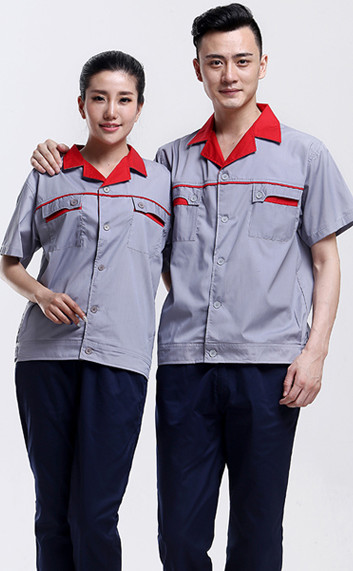 裝飾公司工作服膠水漬的去除 裝飾公司工作服膠水漬的去除